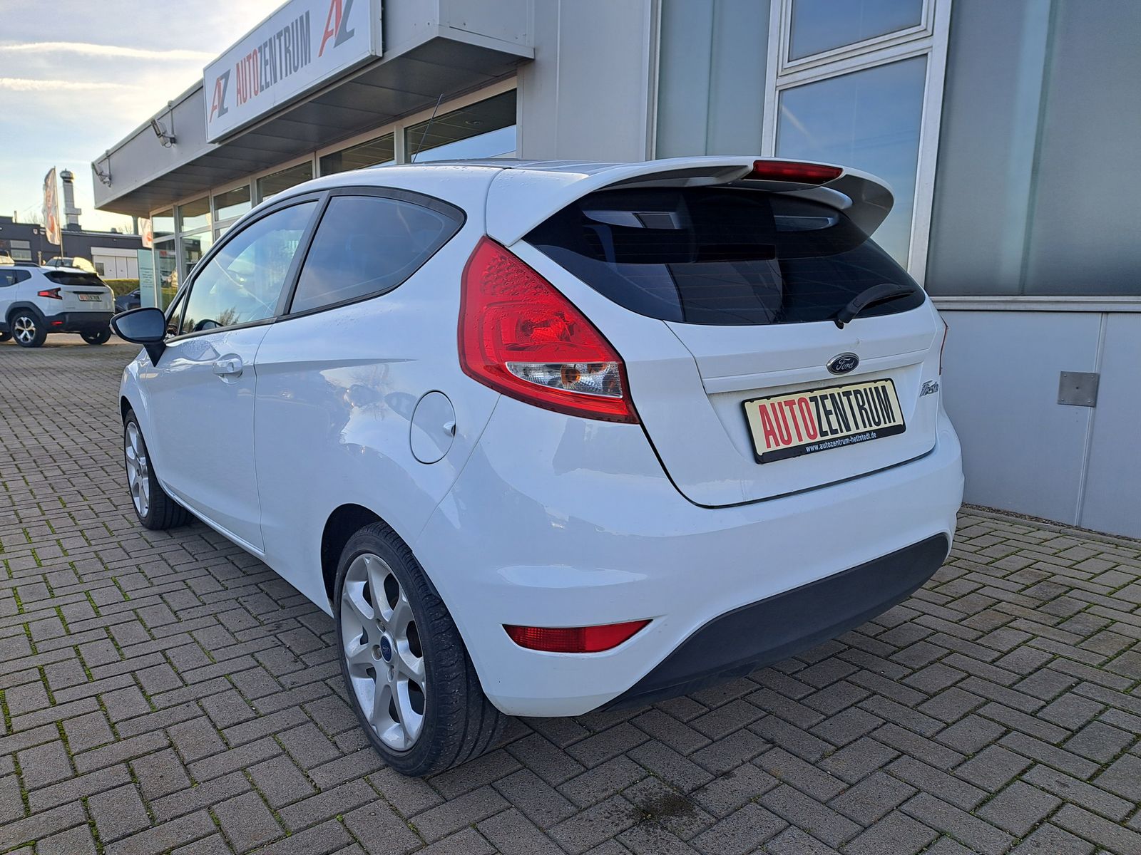 Fahrzeugabbildung Ford Fiesta Edition 82PS WINTERPAKET ALU