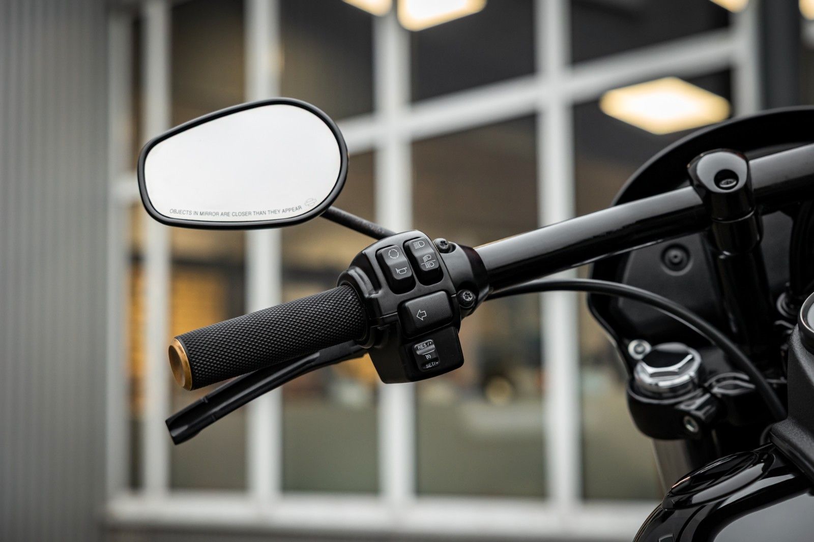 Fahrzeugabbildung Harley-Davidson FXDLS DYNA LOW RIDER S 110cui - CLUBSTYLE -