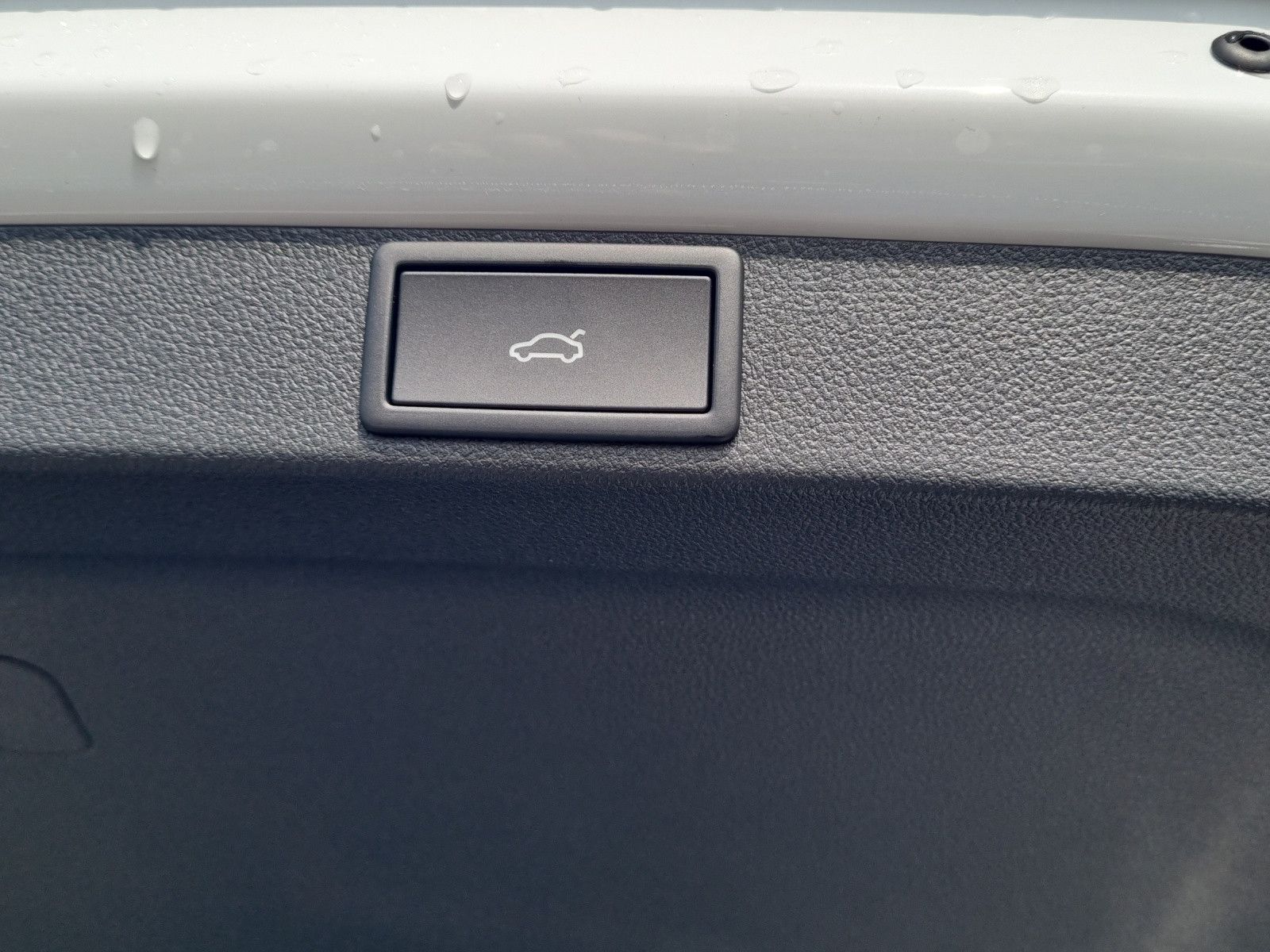 Fahrzeugabbildung SKODA Octavia Combi Sportline AHK PANO STANDHEIZUNG