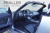 BMW Z4 Roadster 2.2i PDC Sitzheizung M-Fahrwerk 6-Zy - BMW Z4 aus 2004: Roadster