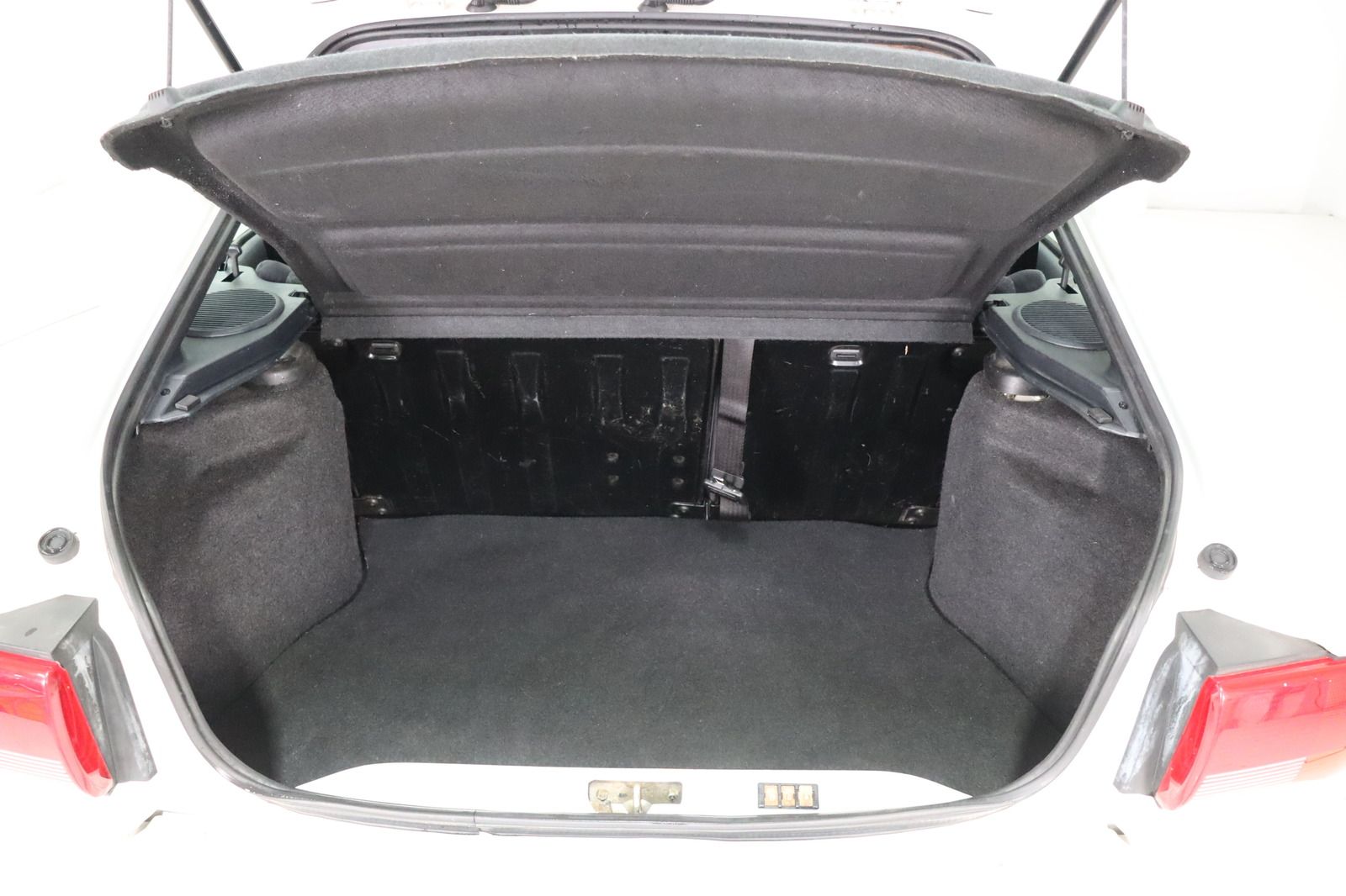 Fahrzeugabbildung Ford Escort 1.3i Flair aus 1. Hand