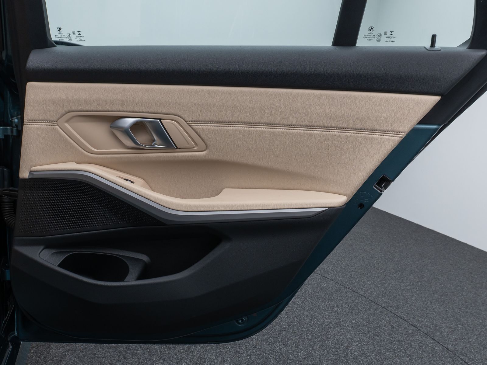 Fahrzeugabbildung BMW 320d xD CockPit+ Lenkrhzg Lordos Stndhz PDC AHK