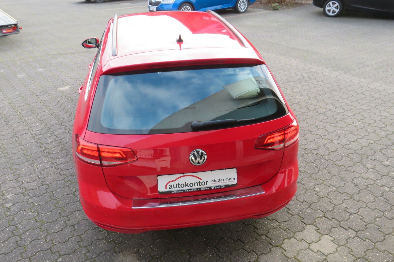 Fahrzeugabbildung Volkswagen Comfortline ACC LED KAMERA AHK NAVI APP-CONNECT