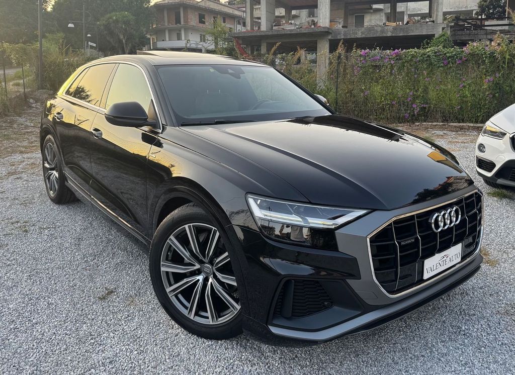 Image of Audi Q8