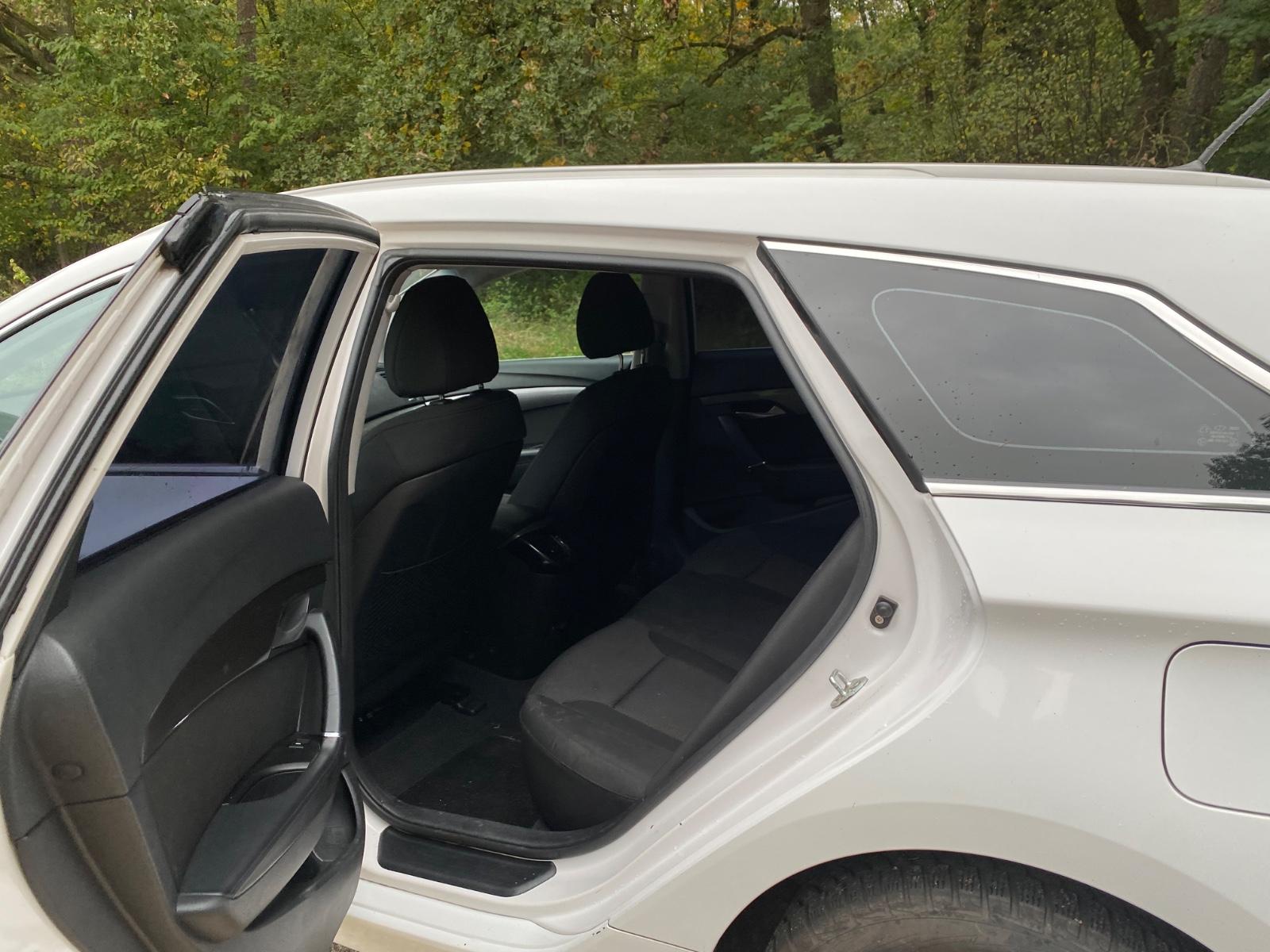 Hyundai i40 2012 — photo 7