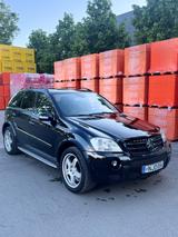 Mercedes-Benz ML 63 AMG - Mercedes-Benz ML 63 AMG von privat