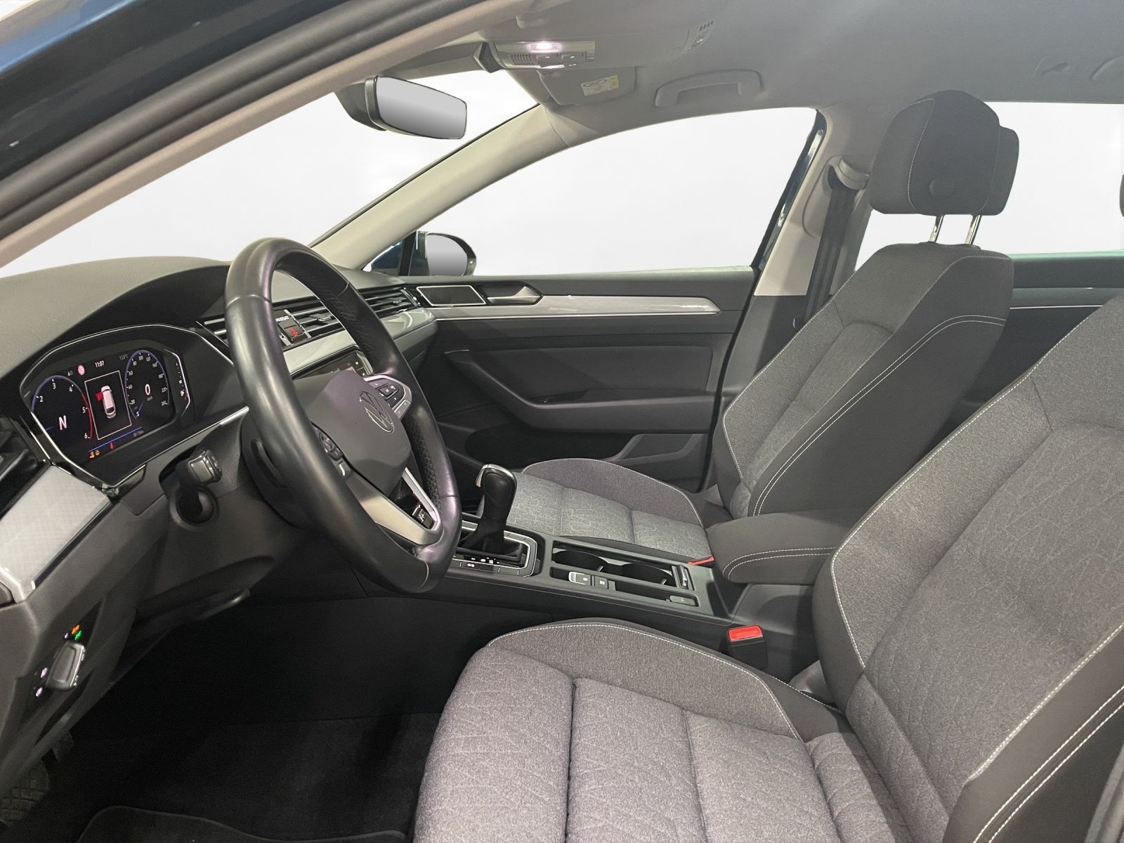 Volkswagen Passat Variant - Bild 17