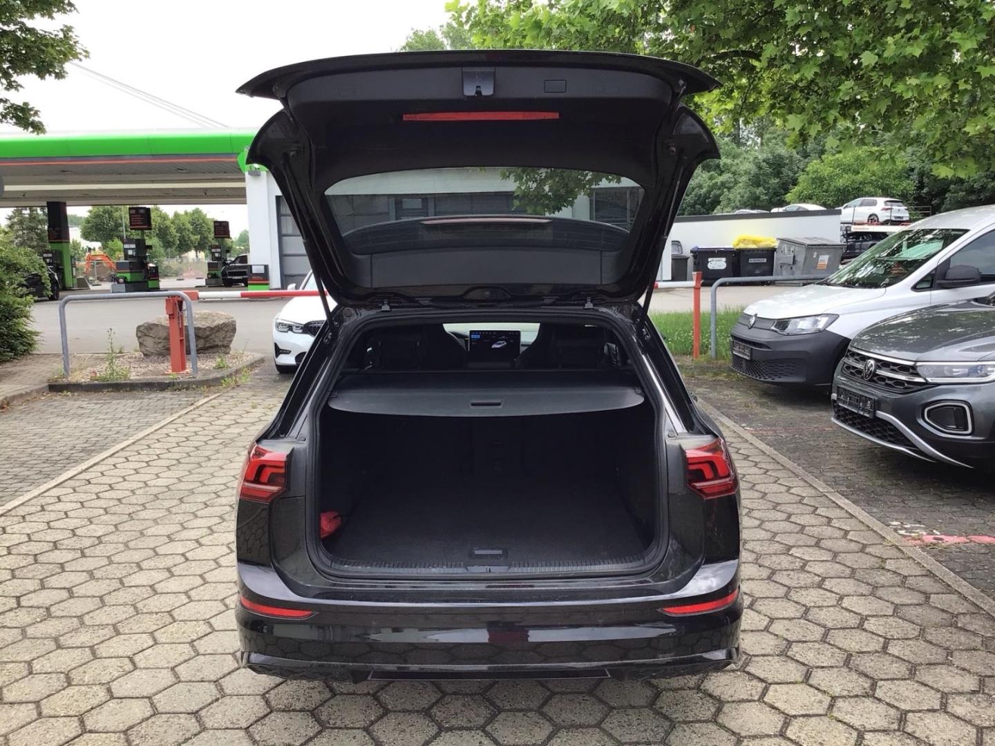 Volkswagen Golf 1.5 R-LINE DAB+ ACC SHZ R.CAM PRO LED, миниатюра 12