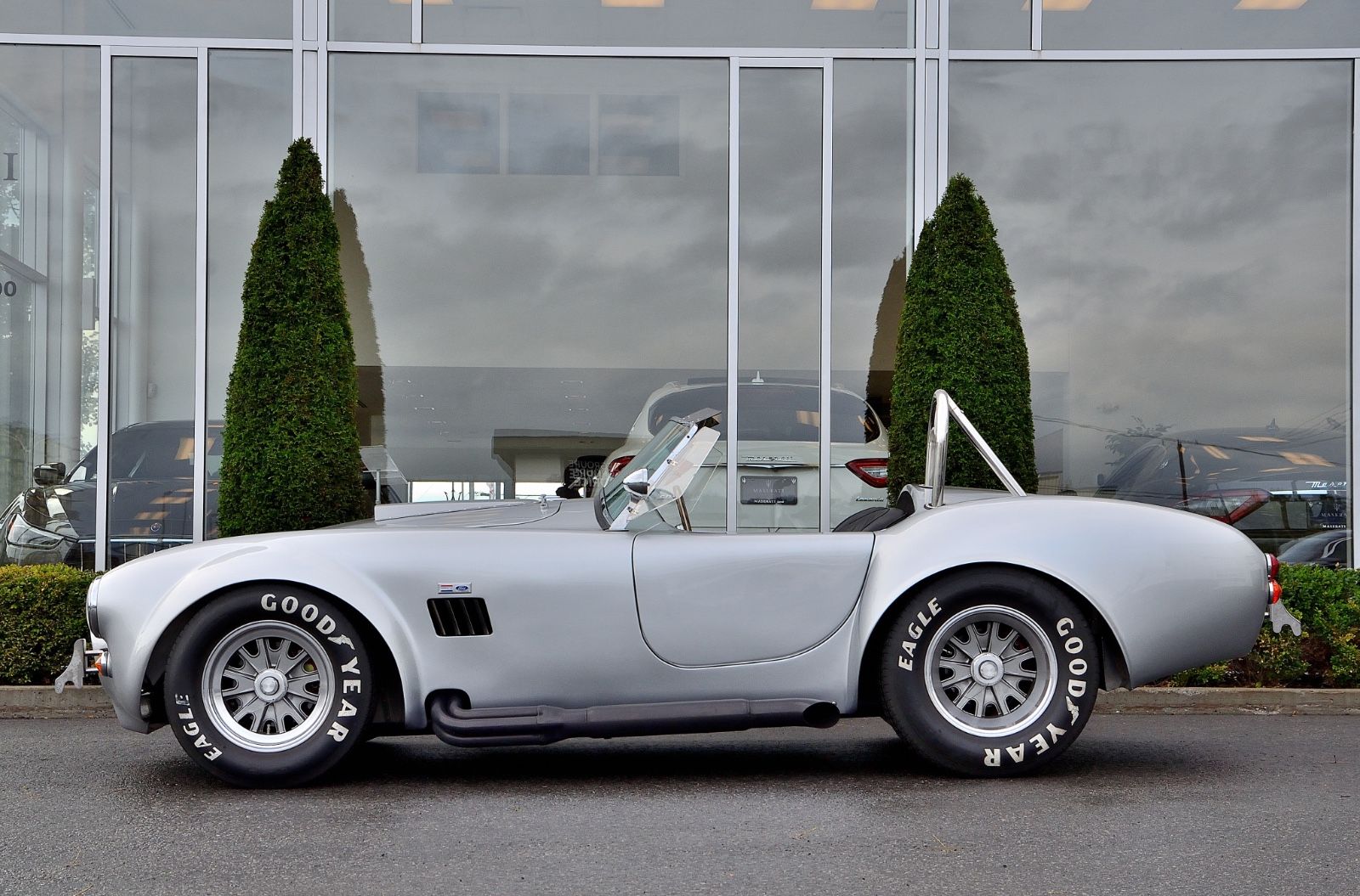 Fahrzeugabbildung Cobra FORD 5.0l V8 Traum Optik Original