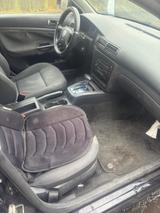 Volkswagen Passat für Export - gebrauchte VW Passat aus dem Jahr 2000