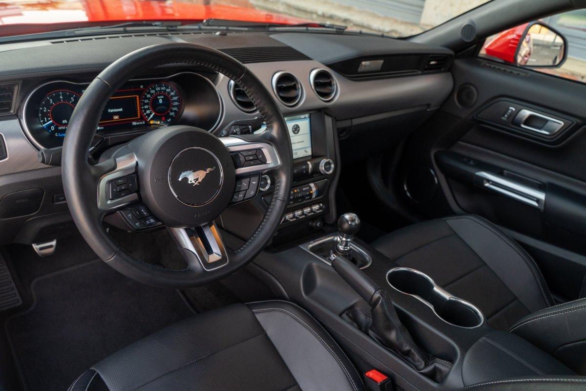 Ford Mustang GT Fastback 5.0 V8 450ch - Manuelle - Version EU - 1 ère main -  utilisé exclusivement en été