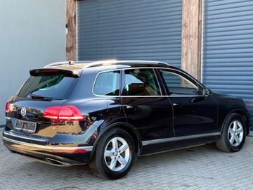 Volkswagen Touareg - 9