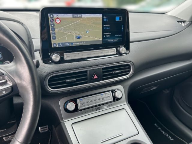 Fahrzeugabbildung Hyundai KONA Premium Elektro 2WD HUD Navi Soundsystem LE