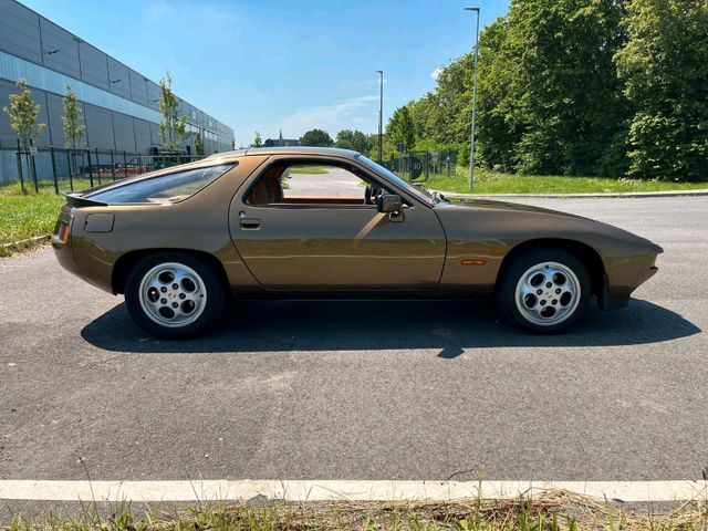 Porsche 928 S Oldtimer zu verkaufen