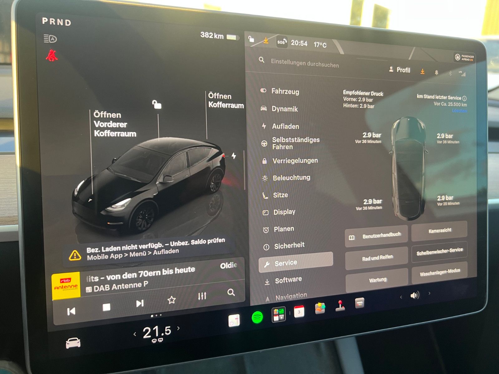 Tesla Model Y Long Range Allrad Leder Kamera 360, 21 foto 18