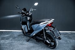 HORWIN SK3 Elektro Roller 95km/h Neufahrzeug + Garantie