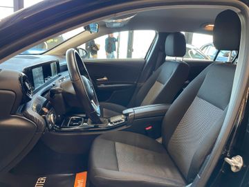 Mercedes-Benz A 180 d  *TACHODIGITAL*MBUX*NAVI*KAM*1.HAND*