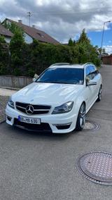 Mercedes-Benz C 63 AMG C 63 T AMG AMG - Mercedes-Benz C 63 AMG aus 2012