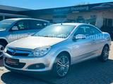 Opel Astra H Twin Top Cosmo Sport Cabrio - Opel Astra aus 2007: Sport