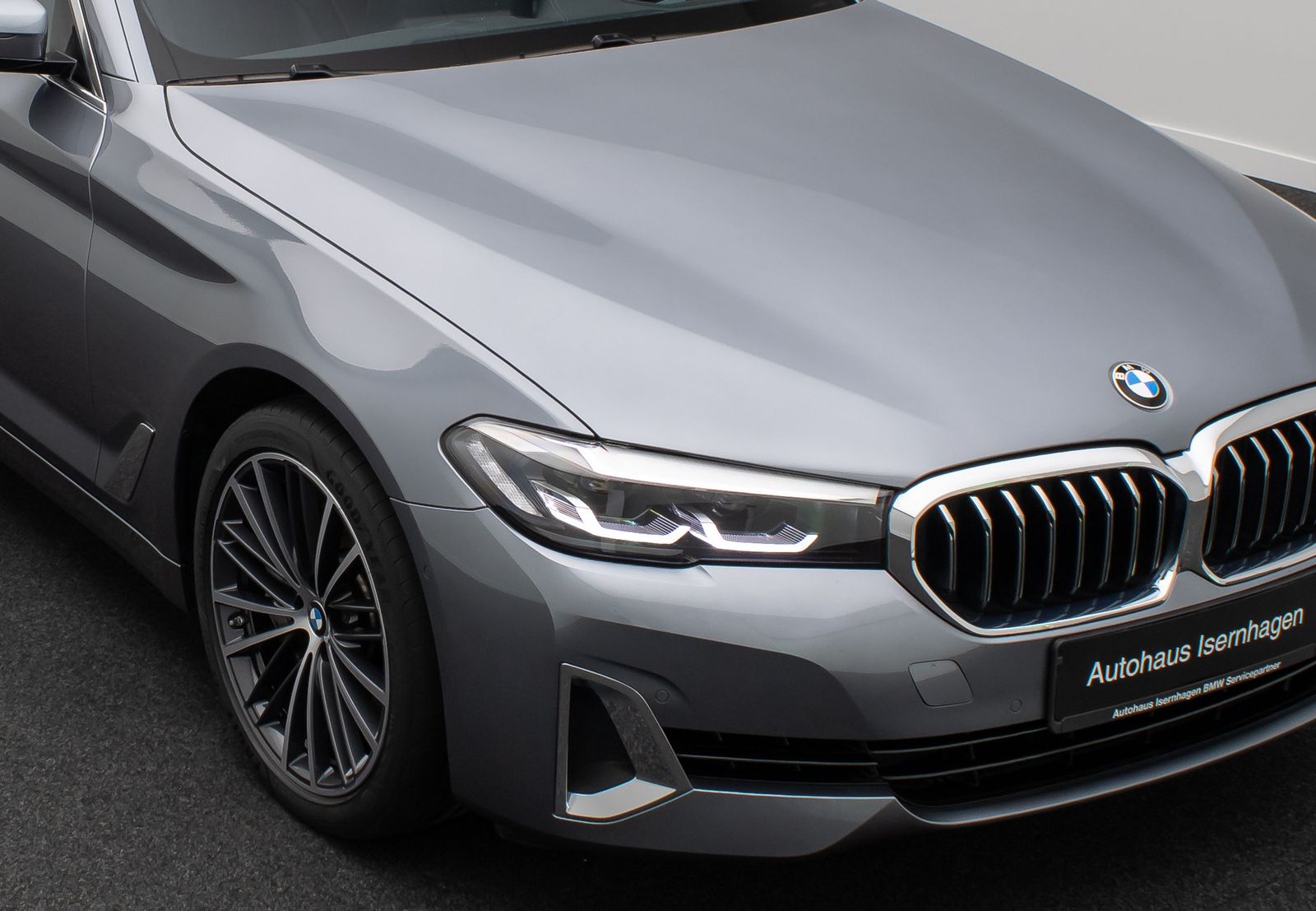 Fahrzeugabbildung BMW 540i xD Luxury Line Panorama Kamera HUD 4xKlima