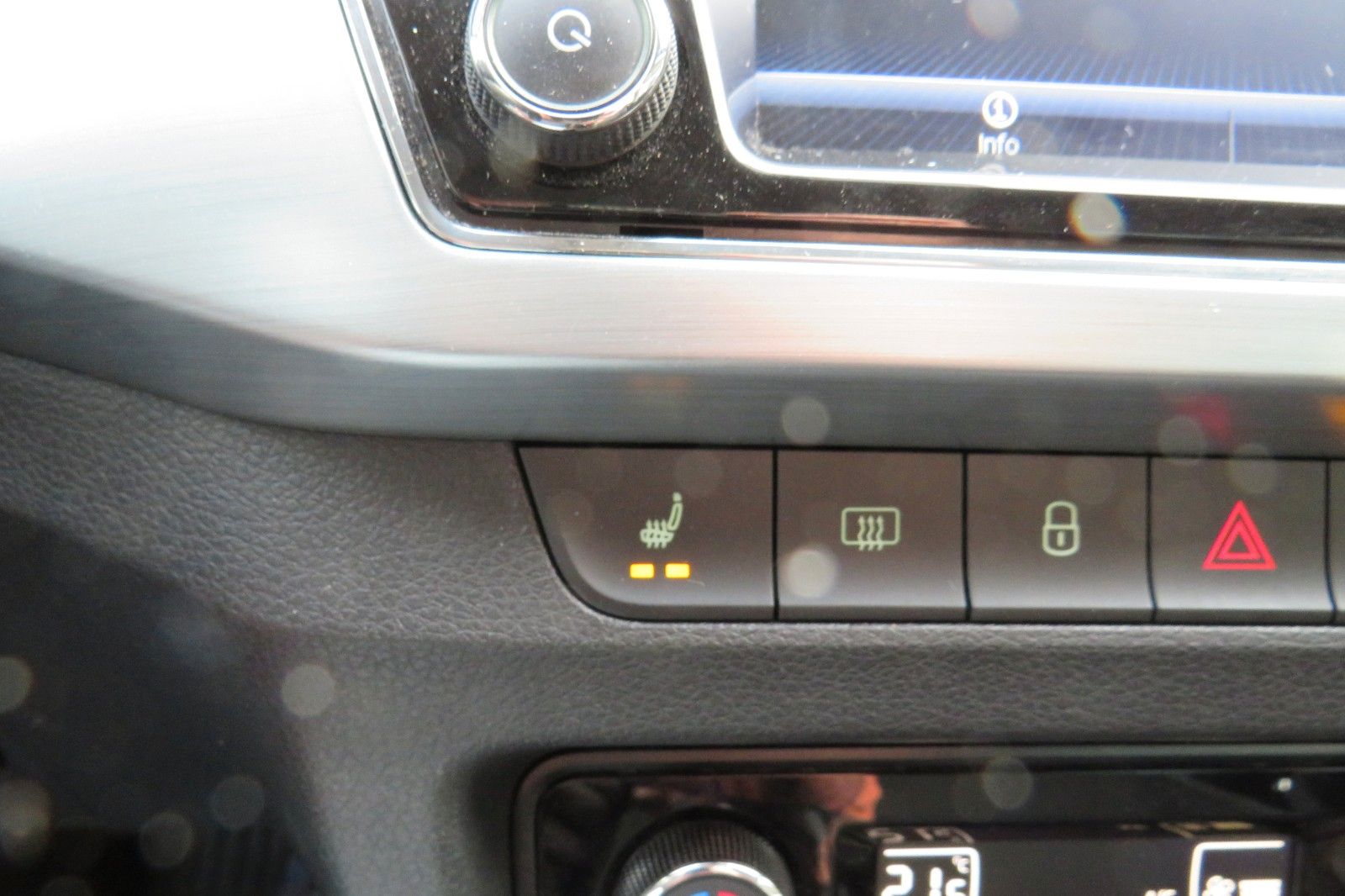 Fahrzeugabbildung SKODA Fabia Combi Ambition APP-CONNECT GRA PDC SITZH.1