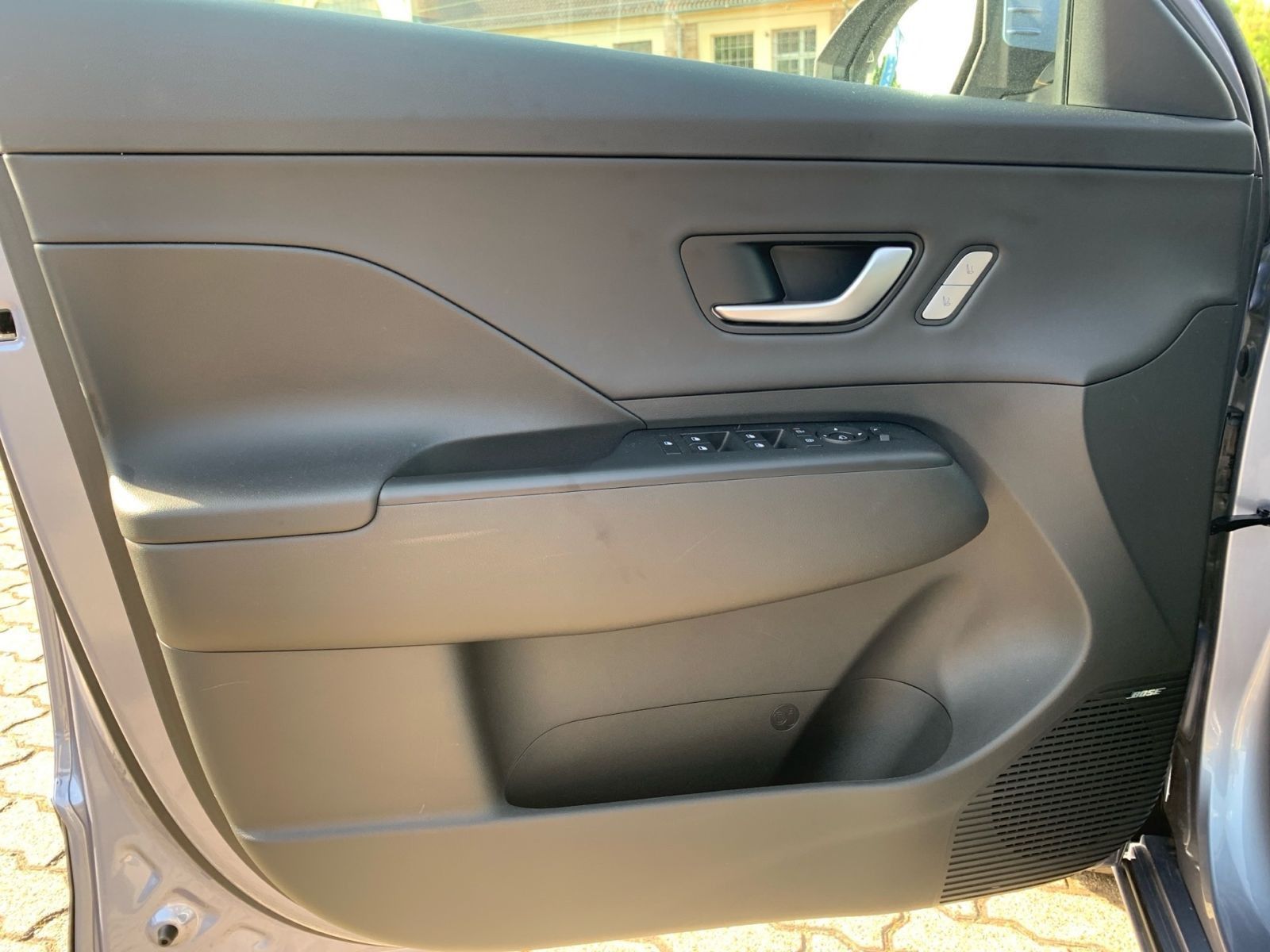 Fahrzeugabbildung Hyundai KONA Prime Elektro 65,4 kWh BOSE Sitz 19Zoll