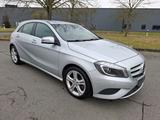 Mercedes-Benz A200*XENON*Sportsitze*NAVI*Sitzhg*Parkassistent* - Mercedes-Benz mit Benzin-Antrieb: Scheckheftgepflegt, Limousine