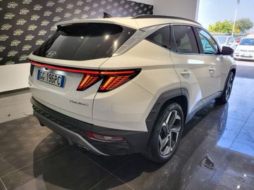Hyundai TUCSON - 4