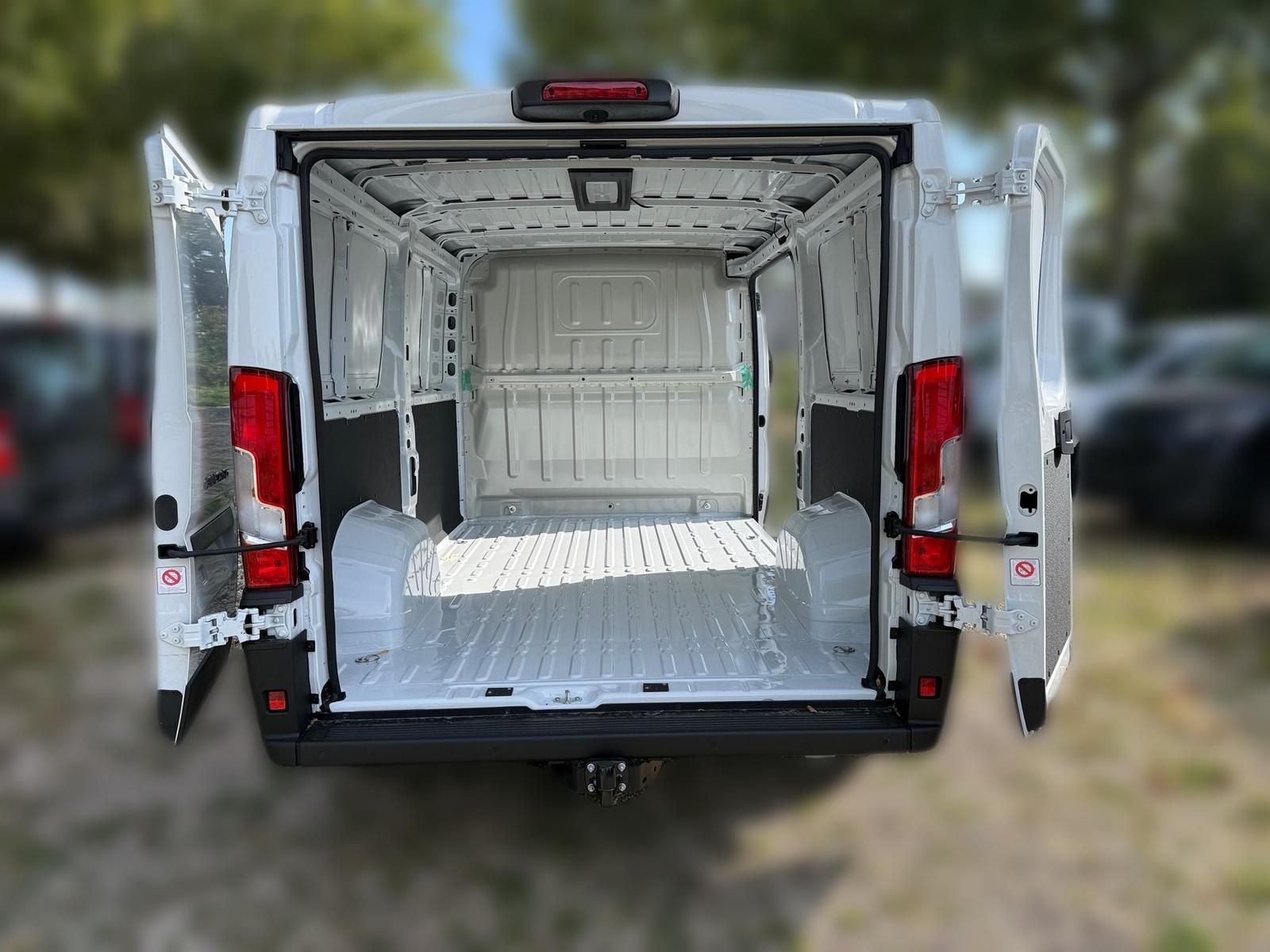 Fahrzeugabbildung Fiat Ducato L2H1 Kastenwagen 140 MT6