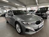 BMW 318 d Touring AHK-schwenkbar+Keyles GO+CURVED - BMW 3er Reihe: Sommerreifen