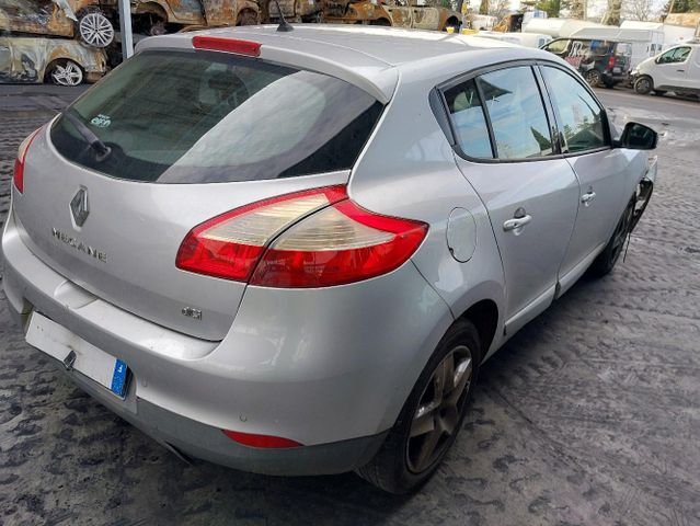 Renault MEGANE III 1.5 DCI 110