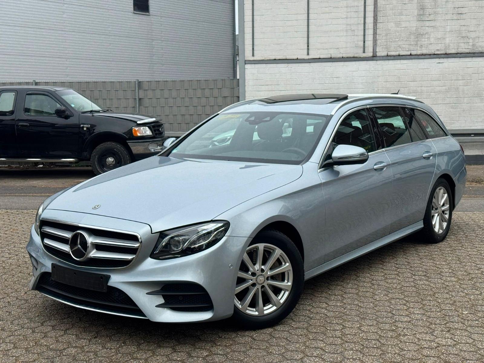 Mercedes-Benz E 220 d 9G AMG-LINE /Burmester/Multibeam
