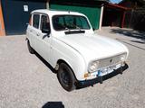 Renault R 4 TL - Renault R 4 mit Benzin-Antrieb: Kleinwagen