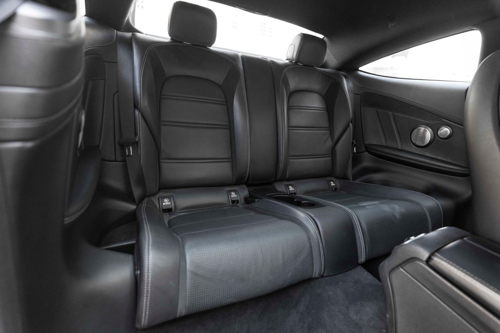 Fahrzeugabbildung Mercedes-Benz C 63 S AMG Coupe BURMESTER LED PANO 360° SHZ/K