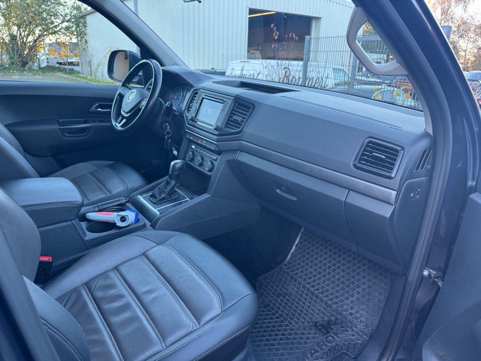 Fahrzeugabbildung Volkswagen Amarok  4Motion Seilwinde+Leder+Kamera+Standheiz