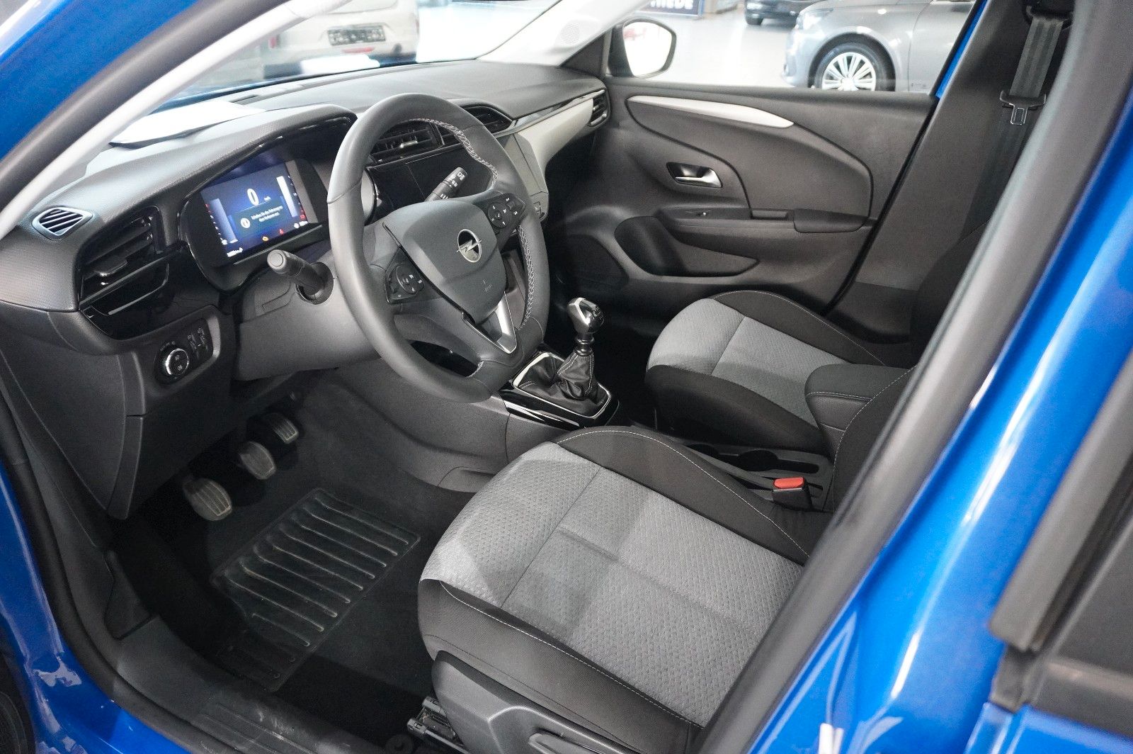 Fahrzeugabbildung Opel Corsa F 1.2 FACELIFT NAVI/LED/KAMERA/VIRTU./DAB+