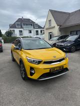 Kia Stonic 1.0 T-GDI 120 Gold Automatik Navi Kam. - Kia Stonic mit Benzin-Antrieb