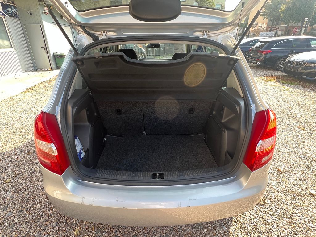 Skoda Fabia Ambition Automatik 50TKM TÜV NEU