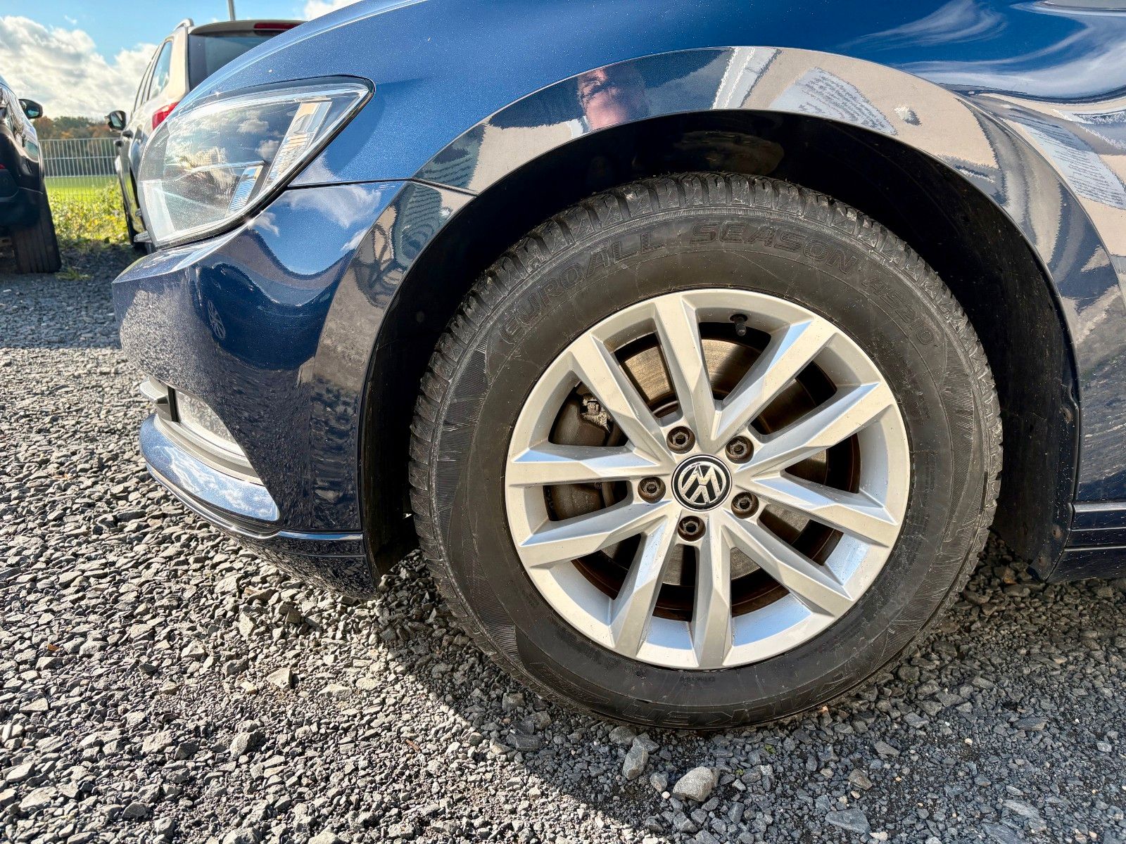 Fahrzeugabbildung Volkswagen Passat Variant 1.6 TDI Comfortline Navi SPORTSIT