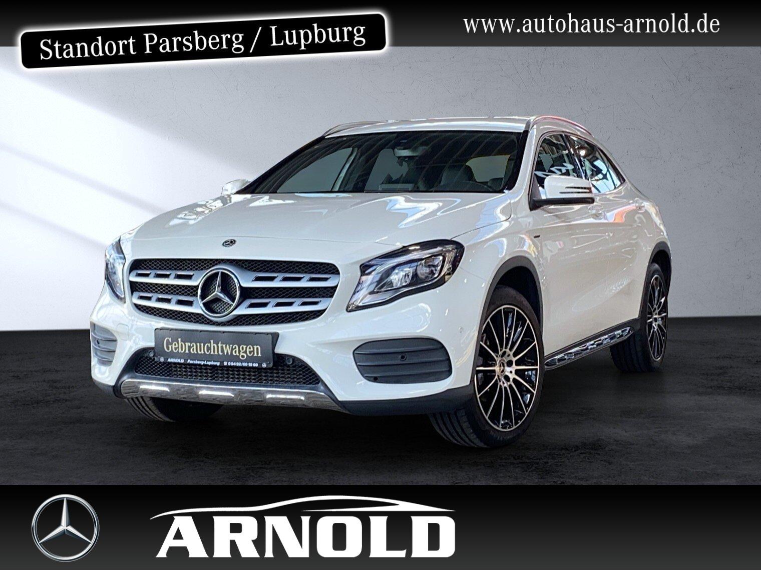 Mercedes-Benz GLA 200