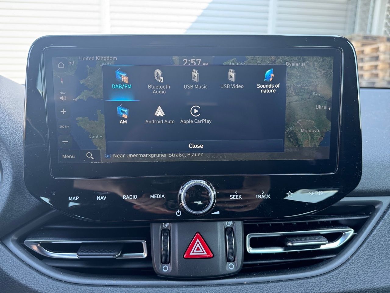 Fahrzeugabbildung Hyundai i30 ADVANTAGE LED*2Z-KLI*NAVI*WINTER*CARPL*KEYL*