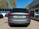 Volvo XC 60 D5  R Design AWD-Schiebedach-Standheizung - Volvo XC60 mit Diesel-Antrieb: Standheizung