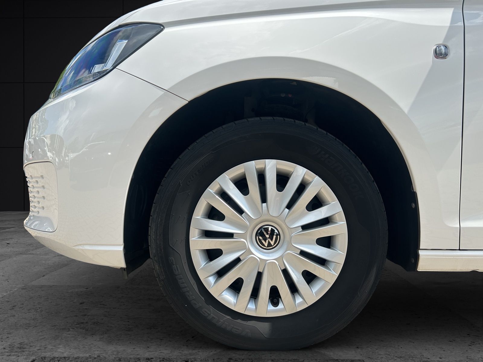 Fahrzeugabbildung Volkswagen Caddy TDI Kasten AHZV PDC KLIMA SITZH. WINTERP.
