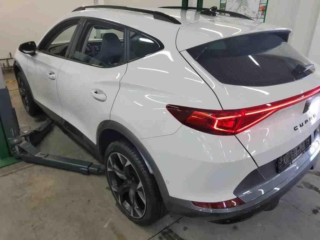 Cupra Formentor 1.5 TSI  LED AHK ACC Alufelgen PDC Tem