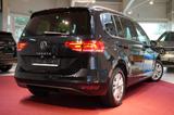 Volkswagen Touran 1.5 TSI DSG Highline *7-Sitzer*CarPaly* - Volkswagen Touran mit Benzin-Antrieb: Kombi, Automatik