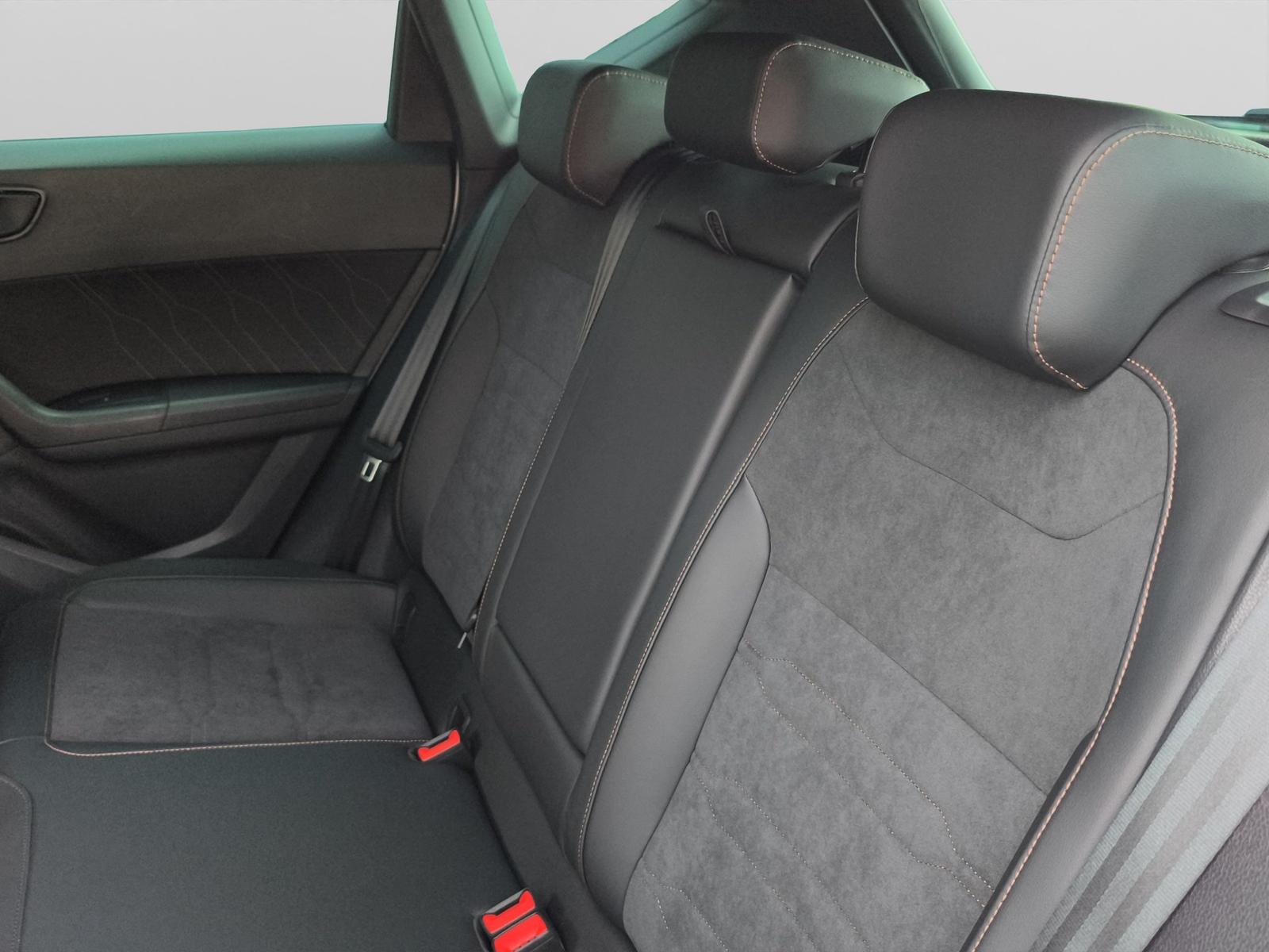 Cupra Ateca 1.5 TSI DSG LED+NAVI+19+KAMERA+PARKLENK