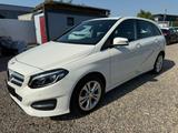 Mercedes-Benz B 180 Automatik*Leder*Navi*Dstr*Keyless*Alu*Spur - Mercedes-Benz B 180 in Duisburg
