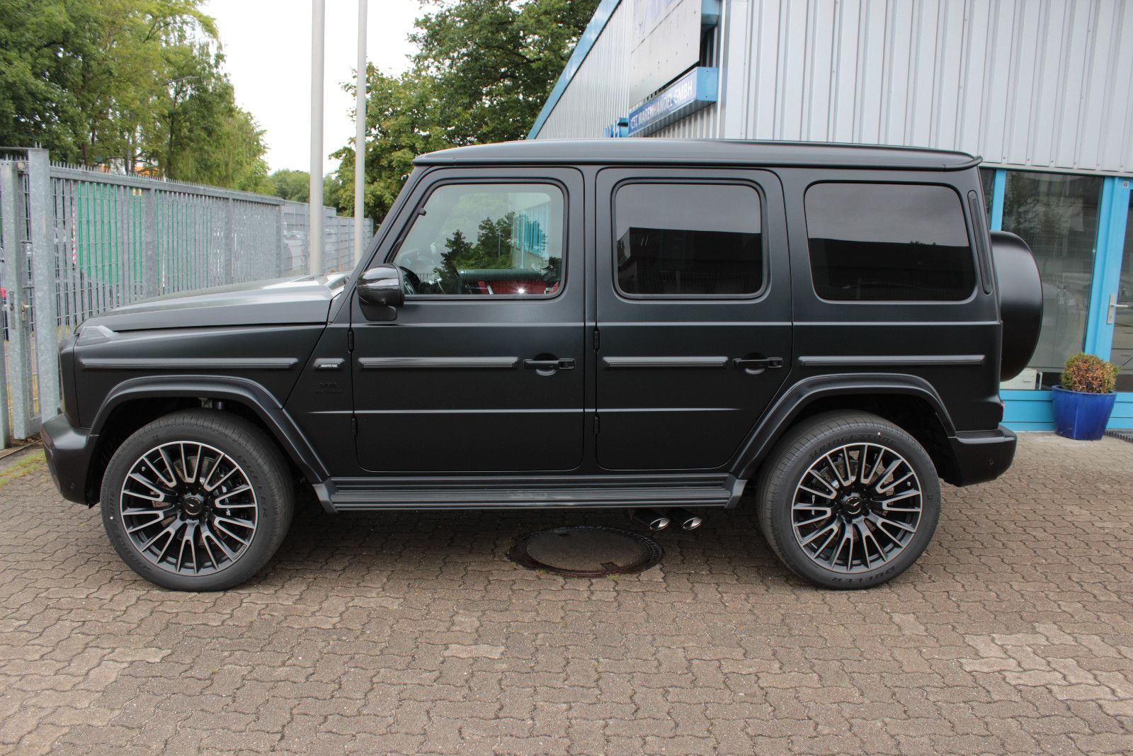 Fahrzeugabbildung Mercedes-Benz G 63 AMG*MY27* *SUPERIOR* *CARBON*