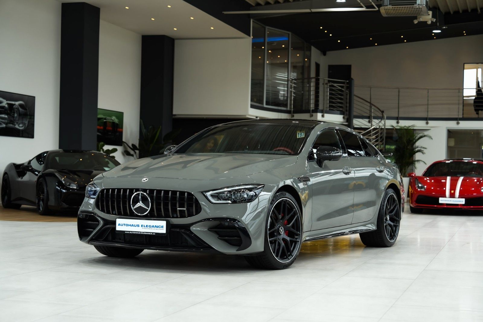 MERCEDES-BENZ AMG GT 53 4Matic+*V8-STYLING*CARBON-EXTER.*NIGHT
