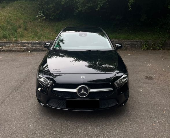 MERCEDES-BENZ  A220 4MATIC | MBUX Widescreen | Ambiente+ | 